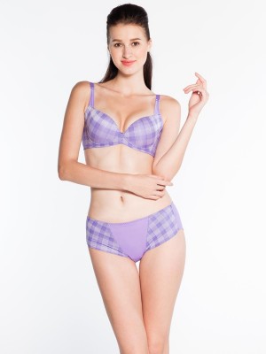 Checkered Seamless Short Brief