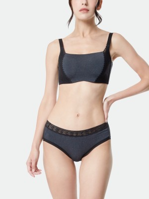 Lace Trimmed Low-rise Brief