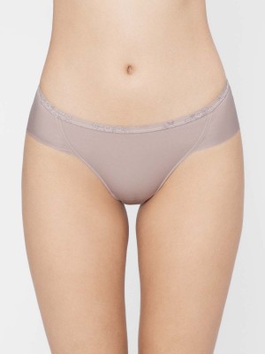 Seamless Free-cut Bikini Brief