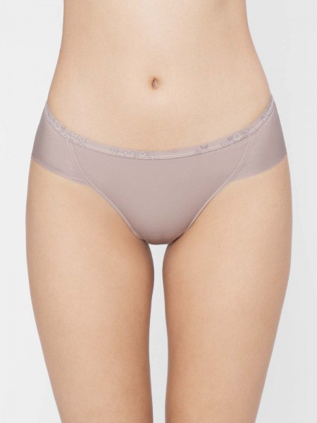 Seamless Free-cut Bikini Brief