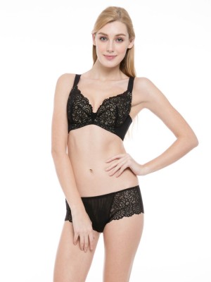 Lace Minimizer Soft Cup Bra