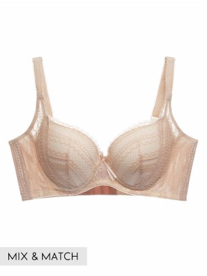 Scalloped Lace Demi Moulded Bra