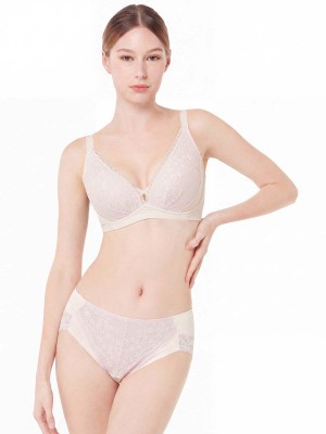 Tactel® Deep V Moulded Bra (Cup A-D)
