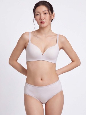 Invisible Deep V Moulded T-Shirt Wireless Bra (Cup B-C)