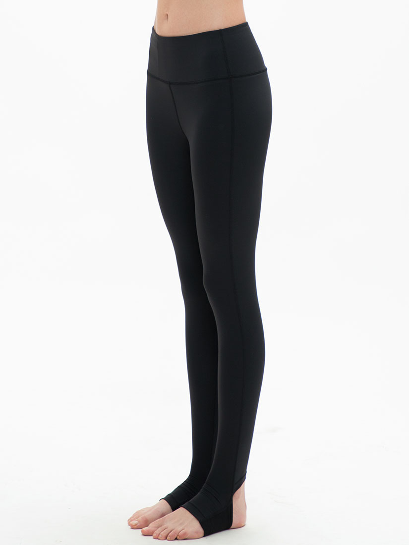 GESTUZ, Emese Stirrup Leggings – Black